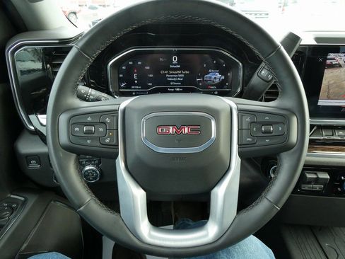 Certified 2024 GMC Sierra 1500 Elevation image 31