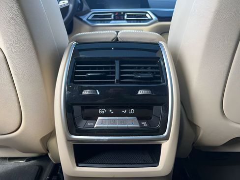 Used 2021 BMW X5 xDrive40i w/ Premium Package 2 AWD/4WD image 13