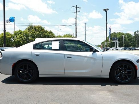 Certified 2022 Dodge Charger SXT w/ Blacktop Package RWD image 4