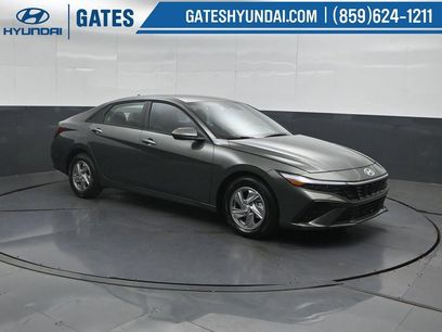 New 2026 Hyundai Elantra SE