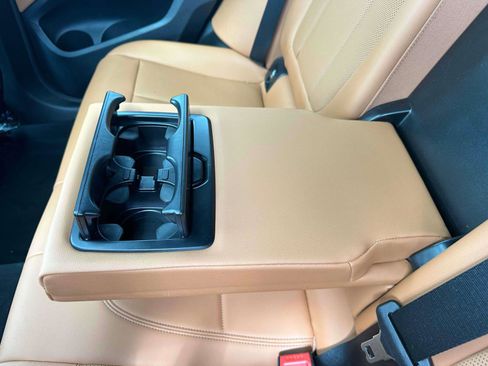 Used 2023 BMW X4 M40i w/ Premium Package image 10