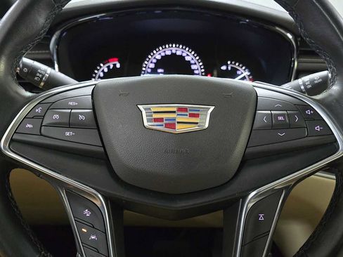 Used 2018 Cadillac XT5 Luxury w/ Driver Awareness Package image 28