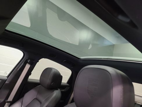 New 2026 Porsche Cayenne Coupe image 25