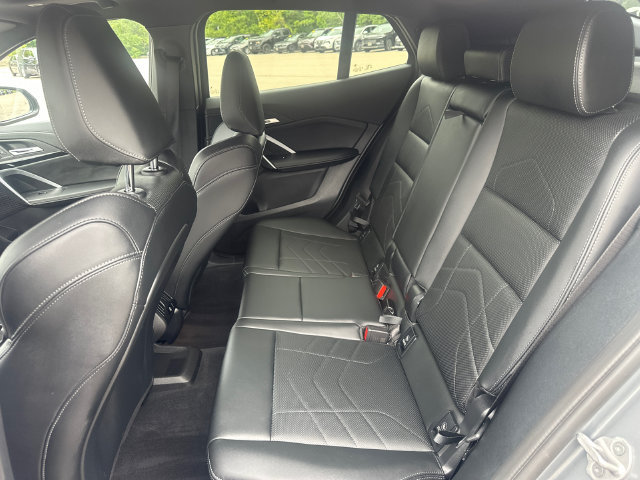 Used 2026 BMW X2 xDrive28i AWD/4WD image 17