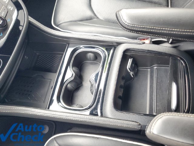 Used 2026 Chrysler Pacifica Limited w/ S Appearance Package FWD image 29