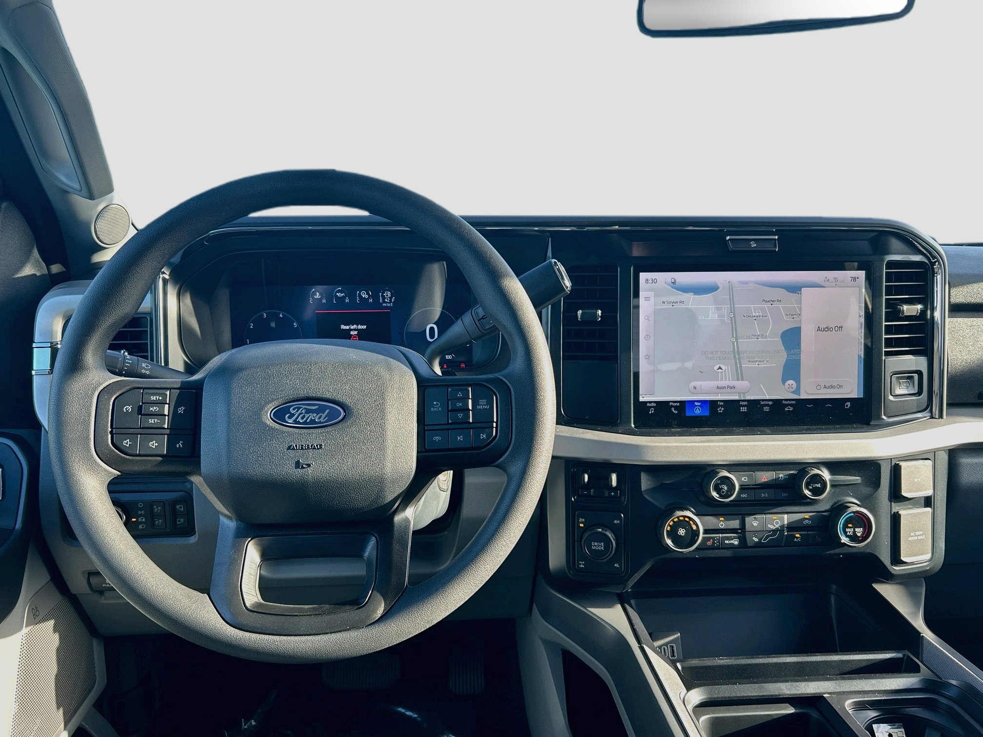 New 2027 Ford F250 XLT w/ XLT Premium Package AWD/4WD image 16
