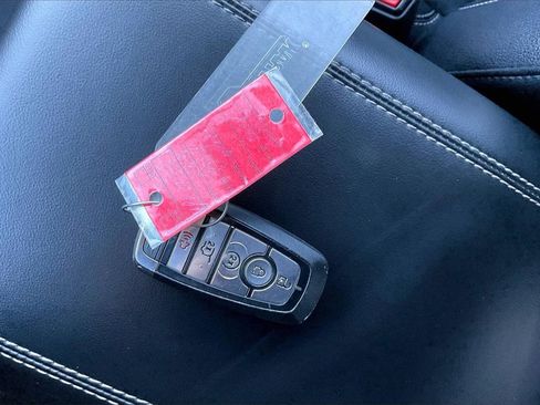 Used 2023 Ford Explorer Limited w/ Equipment Group 301A image 11