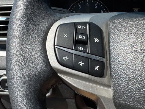 Used 2023 Ford Explorer XLT w/ Equipment Group 202A image 18