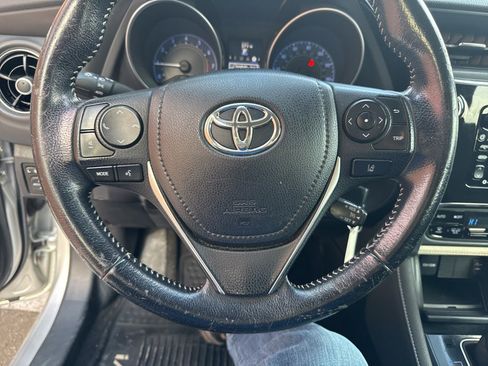 Used 2017 Toyota Corolla iM image 25