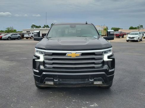 Used 2025 Chevrolet Silverado 1500 High Country w/ High Country Premium Package image 9