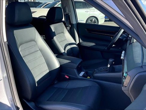Used 2025 Honda CR-V EX-L image 10