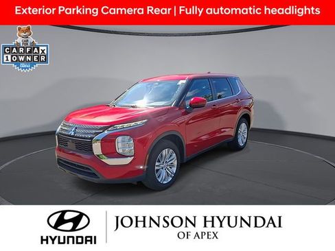Used 2022 Mitsubishi Outlander ES AWD/4WD image 4