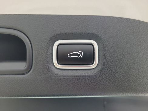 Used 2022 Kia Stinger GT2 image 11