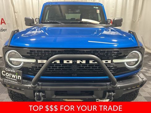 Used 2022 Ford Bronco Wildtrak image 2