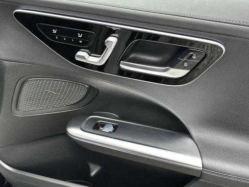 Certified 2022 Mercedes-Benz C 300 4MATIC Sedan image 17