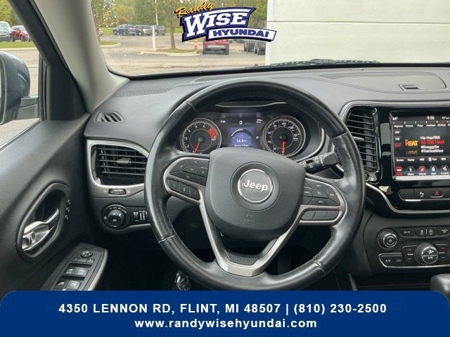 Used 2019 Jeep Cherokee Limited AWD/4WD image 18