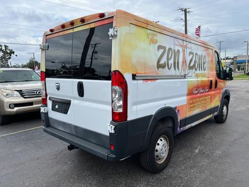 Used 2017 RAM ProMaster 1500 FWD image 5