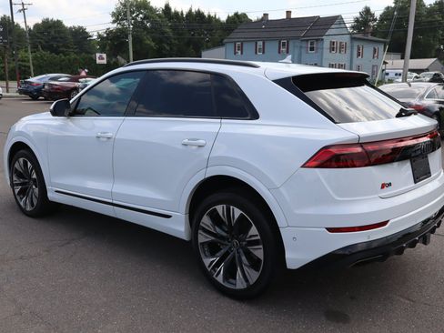 Used 2024 Audi Q8 Prestige w/ Prestige Package AWD/4WD image 7