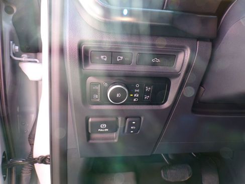 Used 2024 Ford F150 Platinum w/ Equipment Group 702A High AWD/4WD image 15