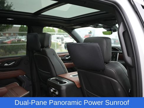 Used 2023 GMC Yukon XL Denali Ultimate w/ LPO, Floor Liner Package AWD/4WD image 48