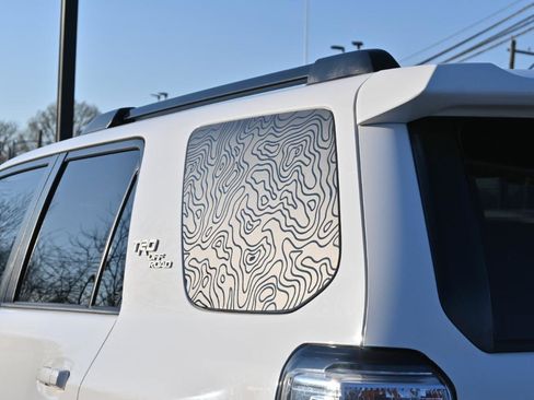 Used 2019 Toyota 4Runner TRD Off-Road image 10