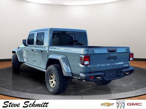 Used 2025 Jeep Gladiator Sport AWD/4WD image 3