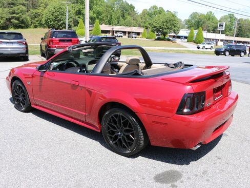 Used 2000 Ford Mustang GT RWD image 3