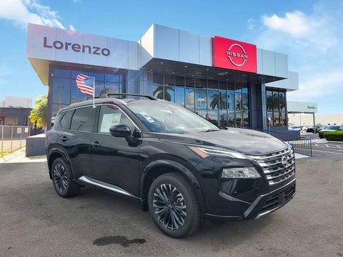 New 2025 Nissan Rogue Platinum w/ Platinum Premium Package image 3