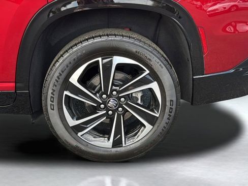 Used 2025 Buick Enclave Sport Touring image 13