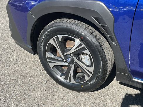 Certified 2025 Subaru Crosstrek 2.0i Premium AWD/4WD image 9