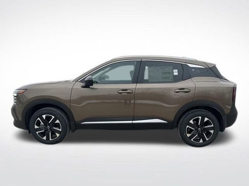 New 2026 Nissan Kicks SV w/ SV Premium Package AWD/4WD image 2