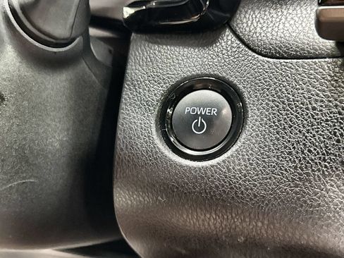Used 2025 Toyota Camry SE FWD image 23