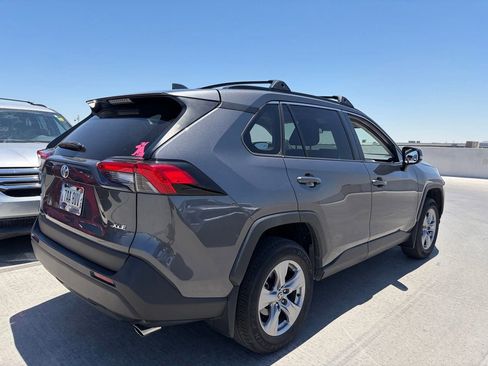 Used 2024 Toyota RAV4 XLE w/ Convenience Package FWD image 2