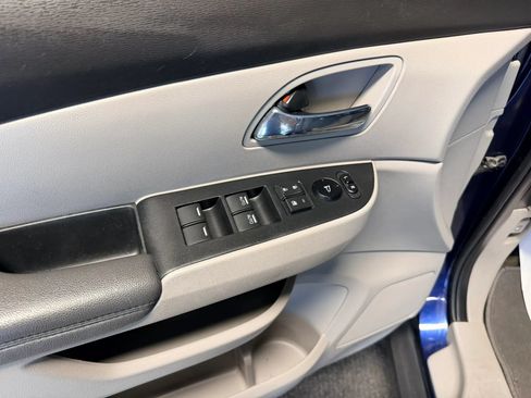 Used 2016 Honda Odyssey SE image 6