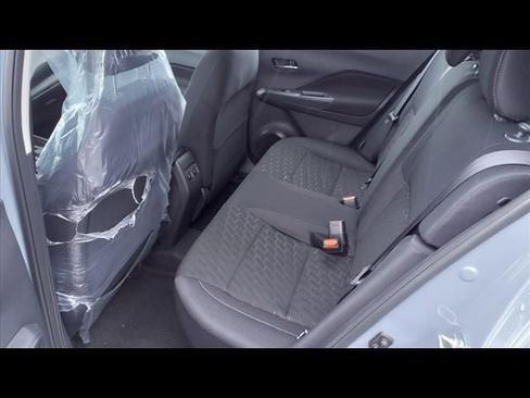 New 2024 Nissan Kicks SV w/ Exterior Package image 12