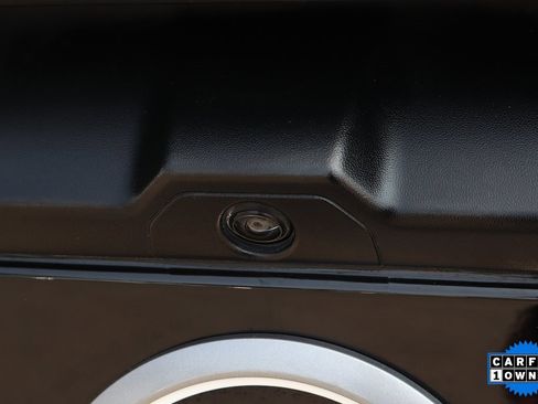 Used 2024 Nissan Frontier SL w/ Technology Package image 35