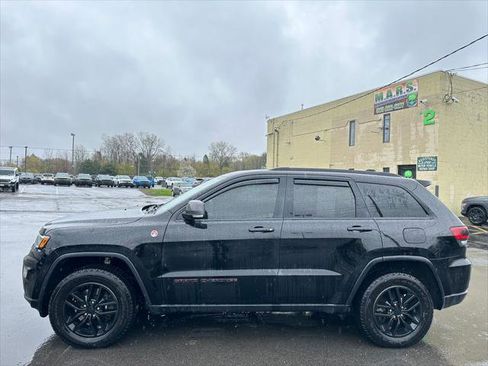 Certified 2021 Jeep Grand Cherokee Trailhawk w/ Trailhawk Luxury Group AWD/4WD image 10