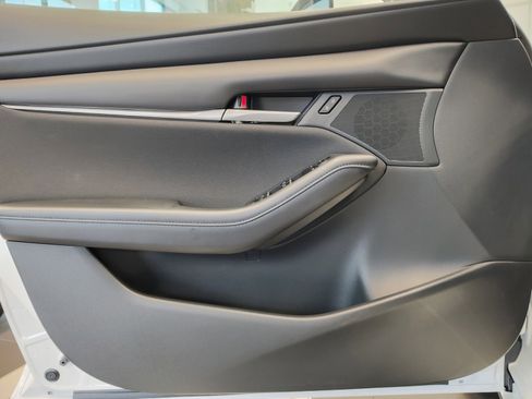 Used 2026 MAZDA MAZDA3 s image 26