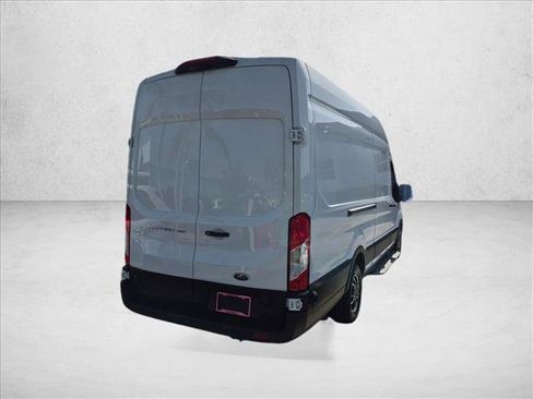 Used 2023 Ford Transit 250 148 High Roof Extended w/ Load Area Protection Package RWD image 5