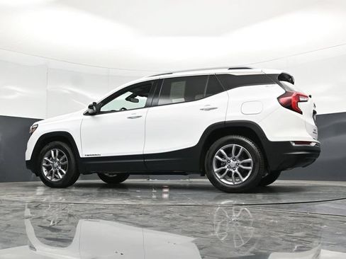 Used 2023 GMC Terrain SLT AWD/4WD image 63