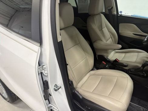 Used 2017 Buick Encore Premium w/ Experience Buick Package FWD image 18