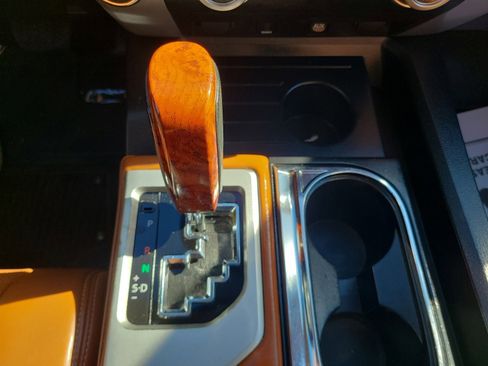 Used 2014 Toyota Tundra Platinum image 16