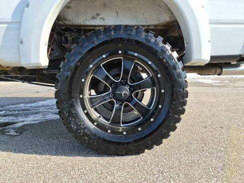 Used 2014 Ford F150 XLT image 10