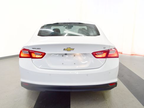 Used 2023 Chevrolet Malibu LT w/ Driver Confidence Package FWD image 6