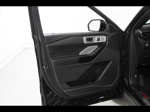 Used 2023 Ford Explorer ST w/ Equipment Group 401A AWD/4WD image 5