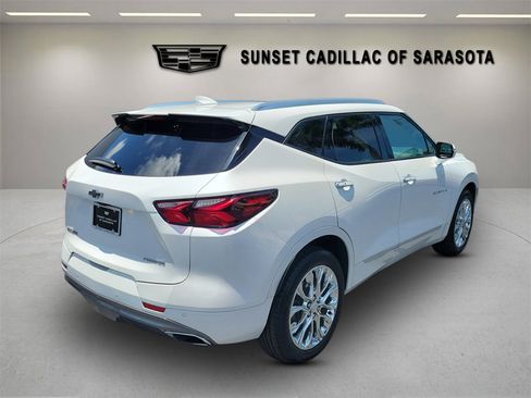 Used 2021 Chevrolet Blazer Premier w/ Driver Confidence II Package FWD image 4