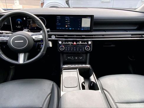 Used 2025 Hyundai Tucson Limited image 16