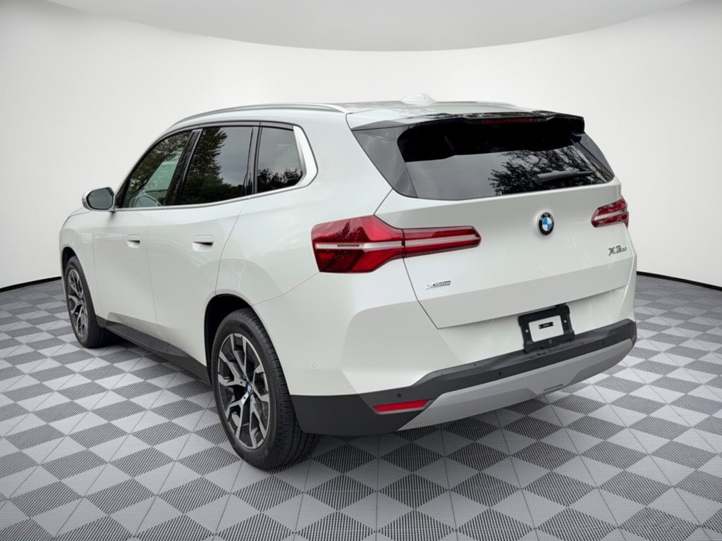 Used 2026 BMW X3 xDrive30i w/ Premium Package AWD/4WD image 3