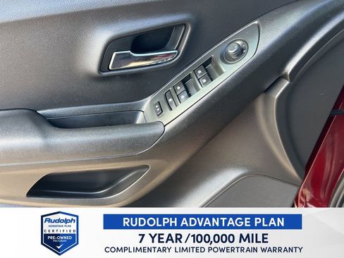Used 2016 Chevrolet Trax LT image 12