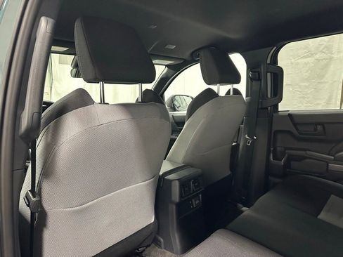 Used 2025 Toyota 4Runner TRD Off-Road image 41